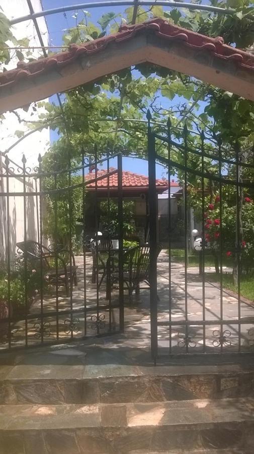 Villa Eleon 2 Vrasná Exterior foto